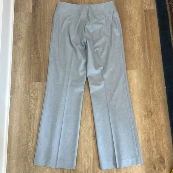 BCBG women’s blue/gray three-piece suit, including pants/skirt/jacket size 6 - Picture 10 of 16
